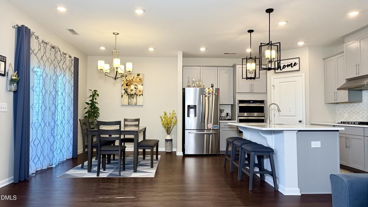 104 Sweet Vine Way - Photo 3 of 21