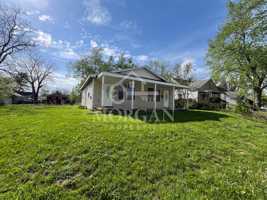 featured image of 2433 Morton St #1