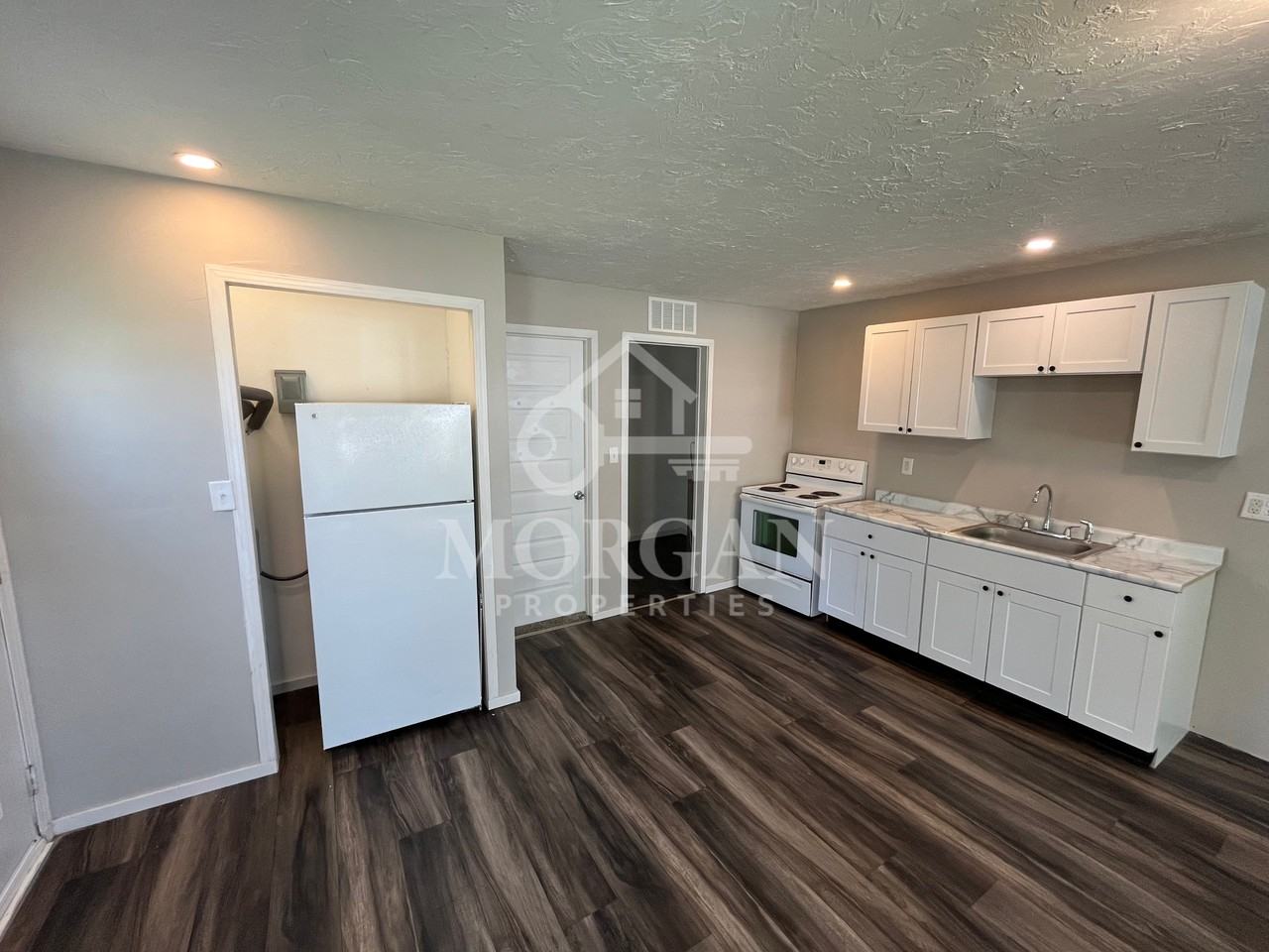 2433 Morton St #1 - Photo 3 of 5