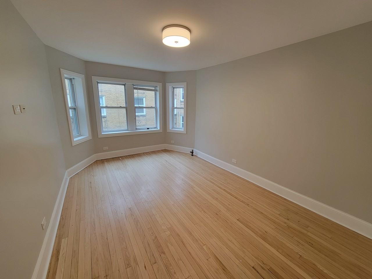 6430 N Richmond St ##2w - Photo 2 of 20