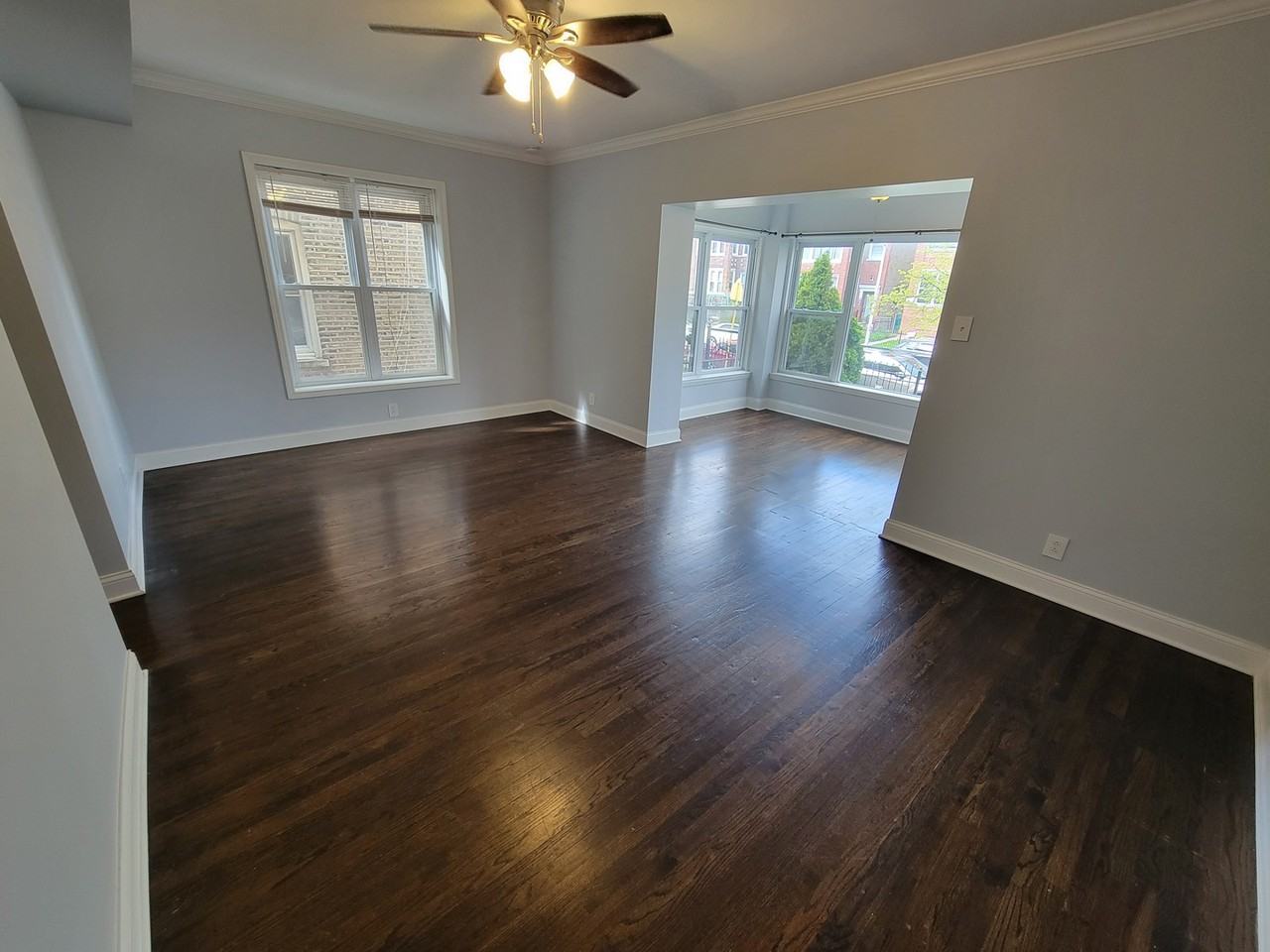 4849 N Sawyer Ave ##1 - Photo 4 of 29