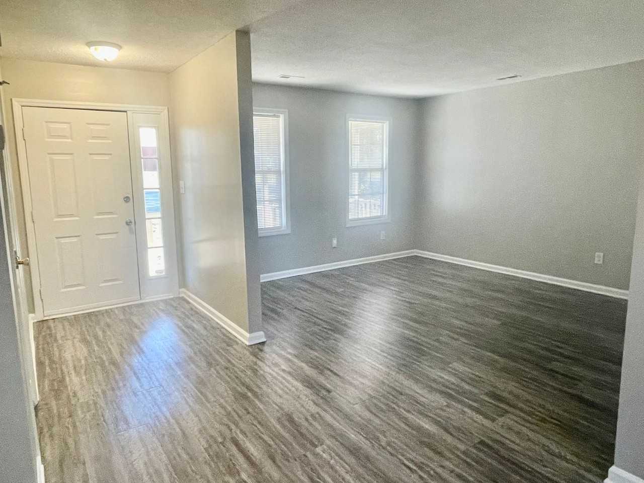 1620 Ervin Ln - Photo 4 of 17