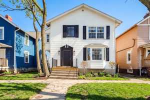 featured image of 98 N Hague Ave
