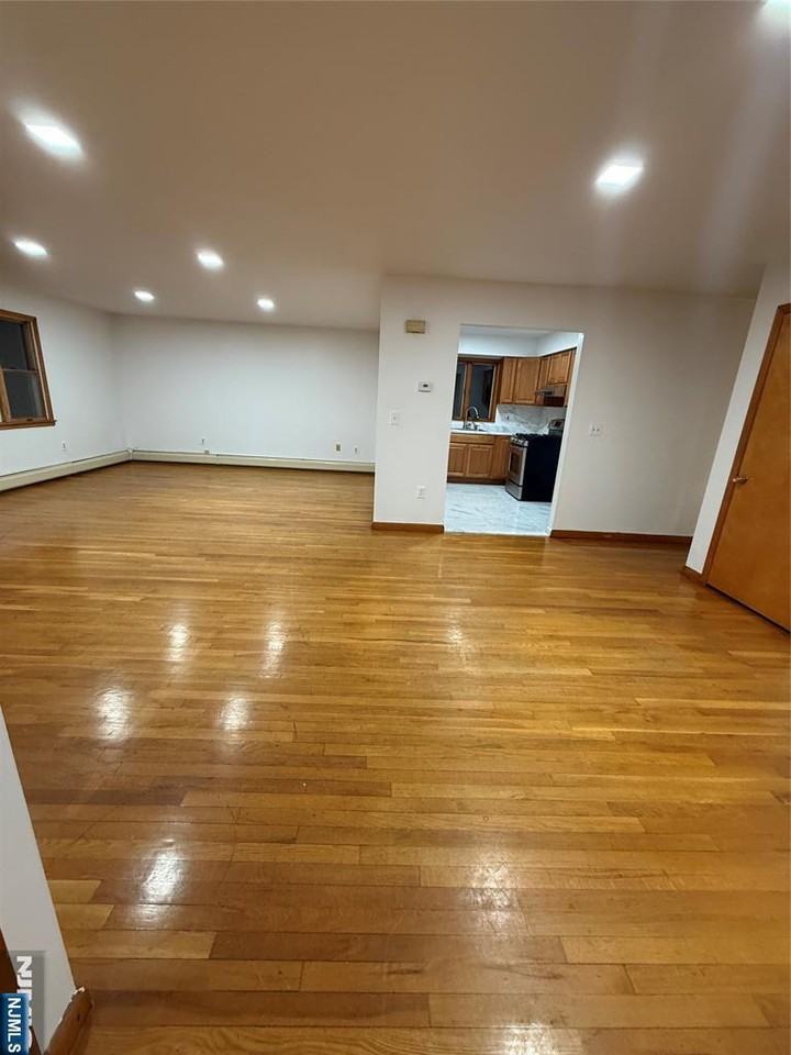 967 E 23rd St ##2 - Photo 3 of 23