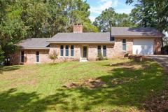 662 Ridgewood Dr - Photo 1 of 1