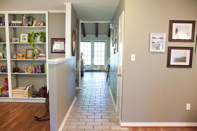 662 Ridgewood Dr - Photo 3 of 30