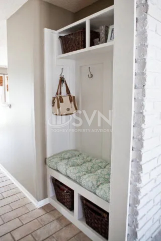 662 Ridgewood Dr - Photo 4 of 30