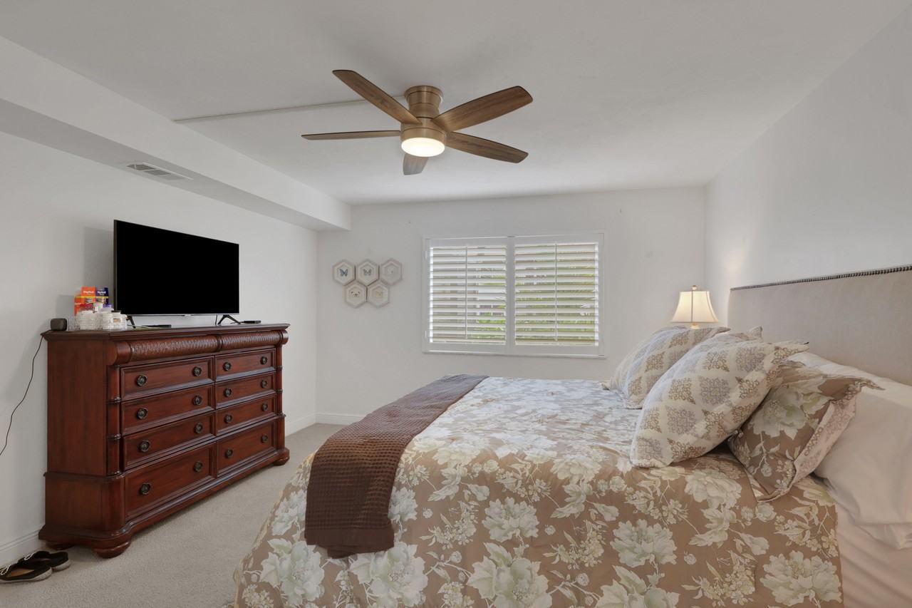 3510 Antarctic Cir #1 - Photo 5 of 21