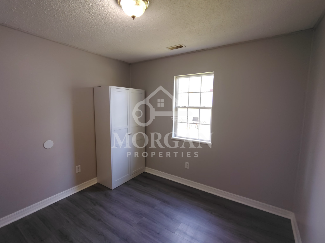 2203 W 28th St #1 - Photo 7 of 7