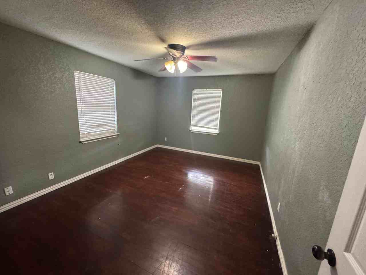 1713 Bingham St #1 - Photo 3 of 8