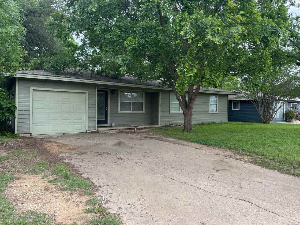 1713 Bingham St #1 - Photo 7 of 8