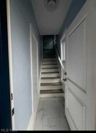 1329 W 87th St - Photo 5 of 6