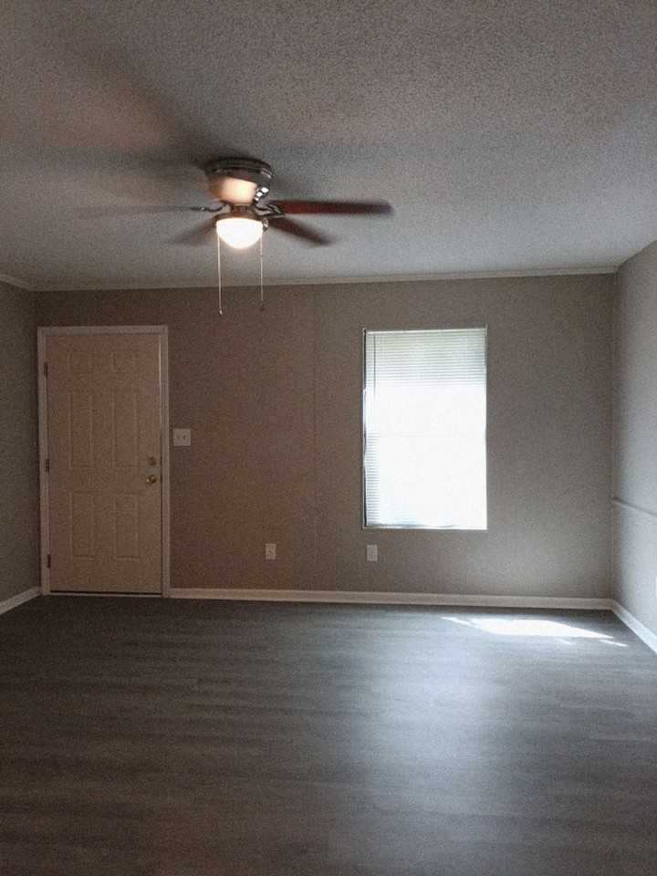 1730 Hicks St #A - Photo 3 of 7