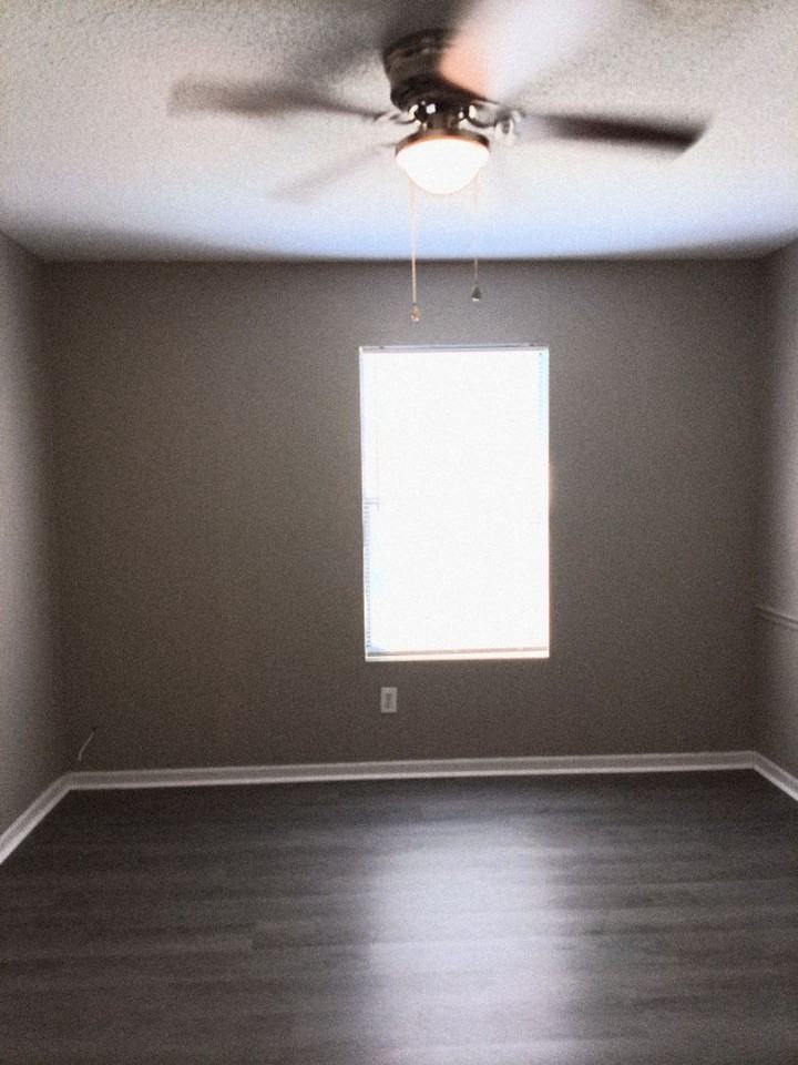 1730 Hicks St #B - Photo 5 of 7