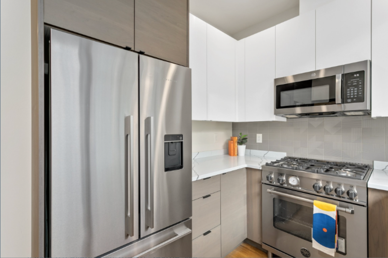 8366 12th Ave Nw - Photo 7 of 28