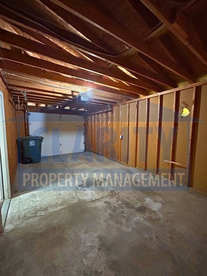 7812 Avalon Acres Ct - Photo 4 of 27