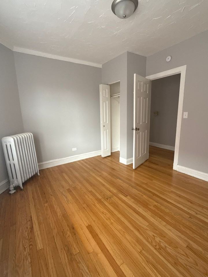 6627 6627 S. Greenwood Ave - 6627 - 3B #3B - Photo 4 of 10