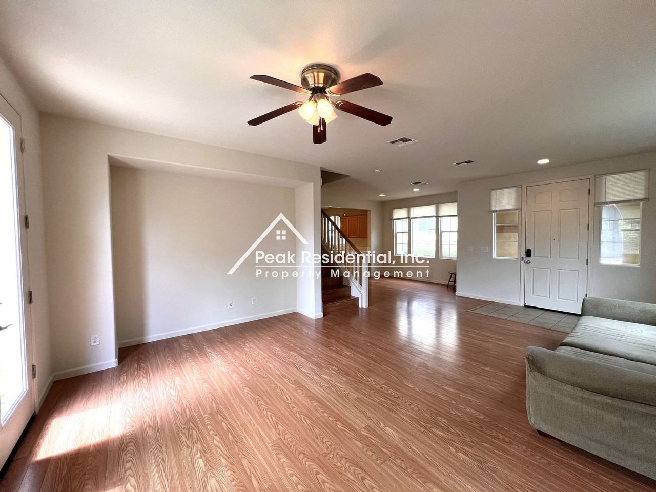 882 Bullion Ln - Photo 6 of 30