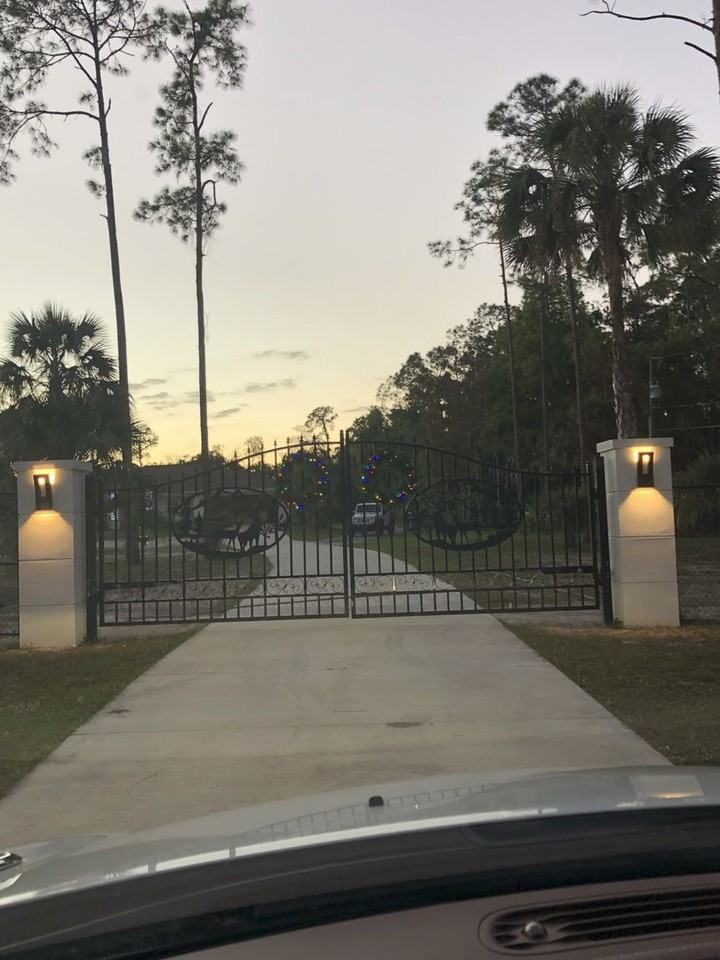 721 Logan Blvd S - Photo 6 of 50