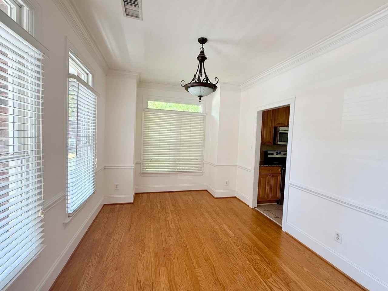 19327 Beaufain St - Photo 2 of 16