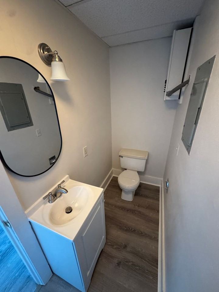 7 Green Street - Photo 4 of 25