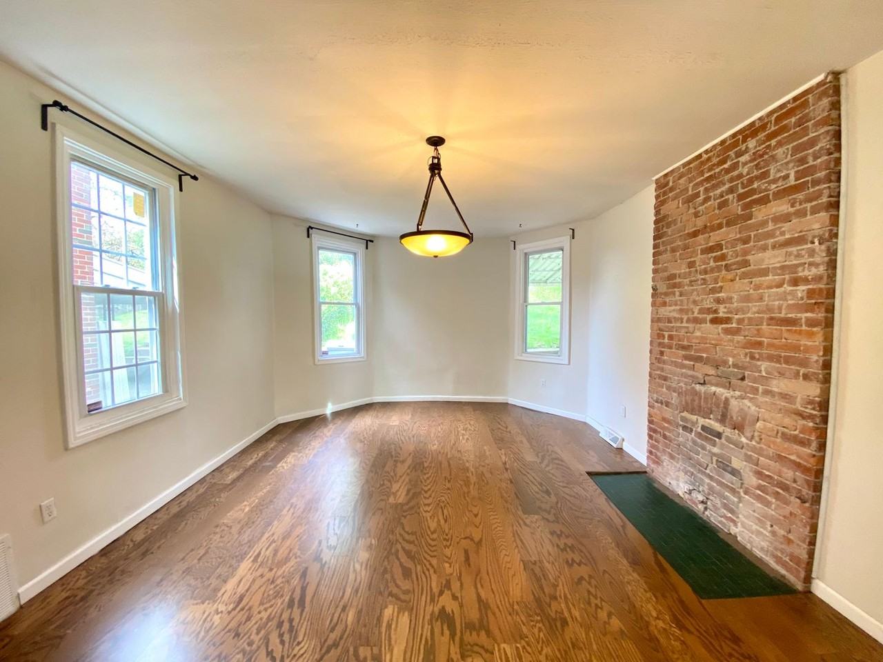 1518 Orangewood Ave - Photo 6 of 20