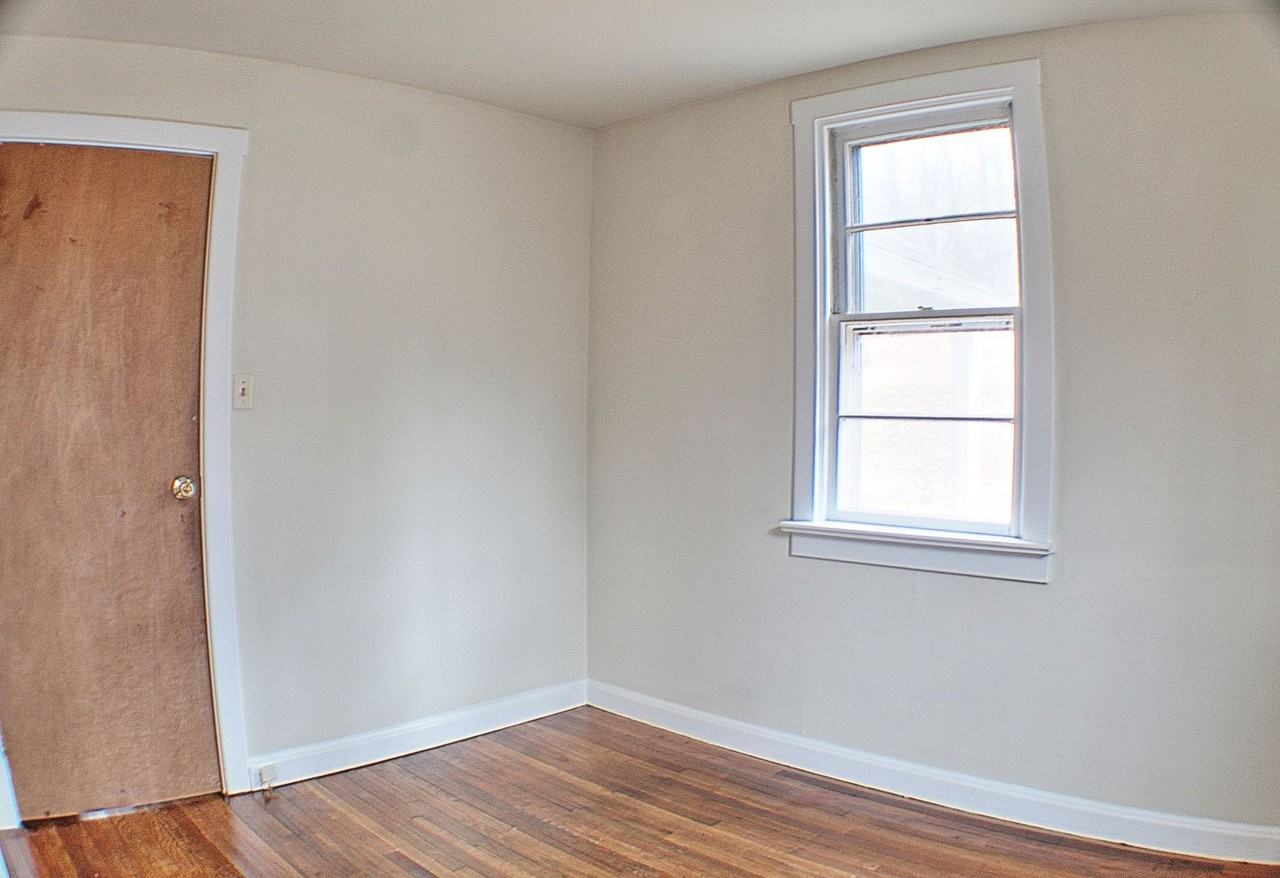 43 43 Beckers Grove Road - Photo 6 of 12