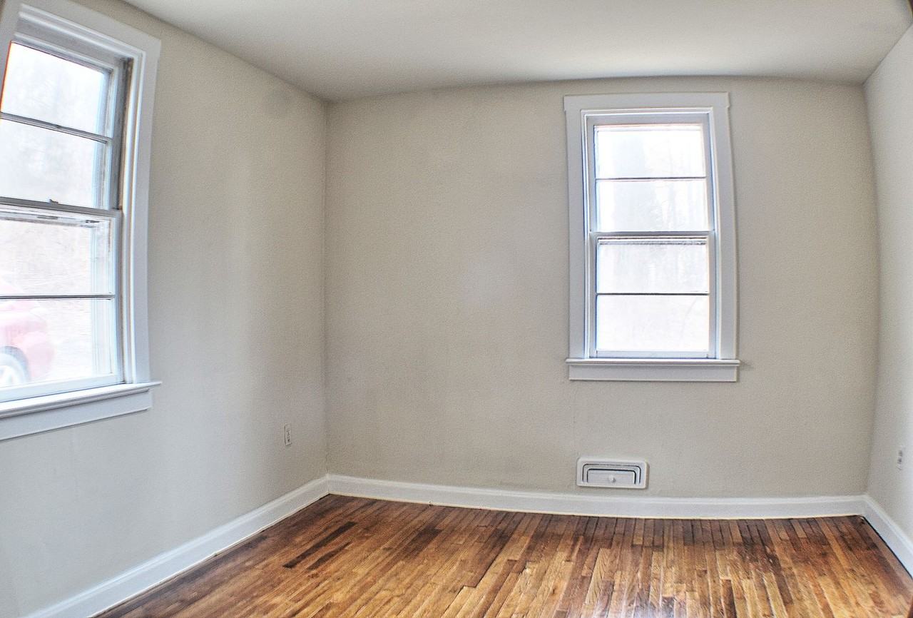 43 43 Beckers Grove Road - Photo 7 of 12