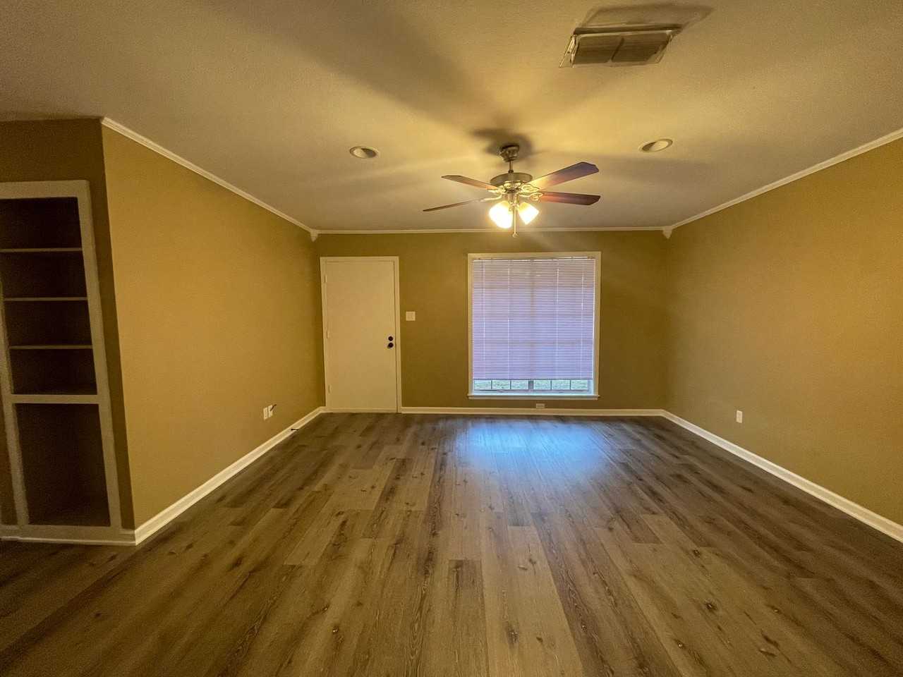 8860 Bernay Dr - Photo 2 of 12