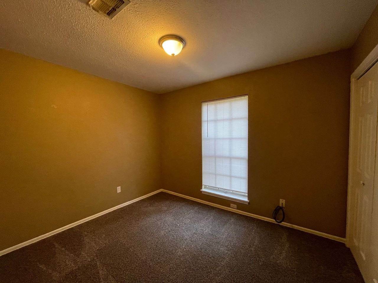 8860 Bernay Dr - Photo 7 of 12