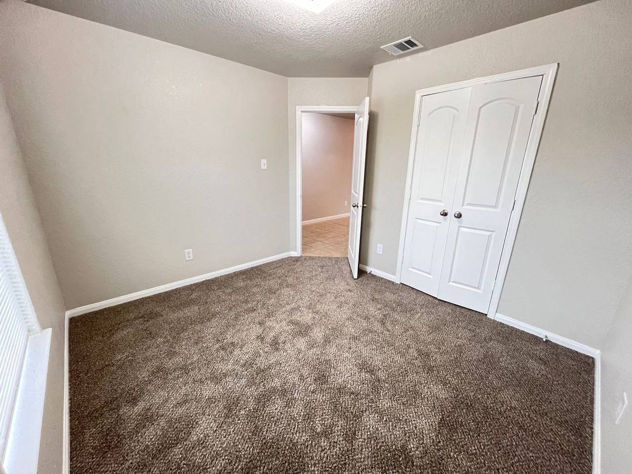 12324 Claiborne - Photo 3 of 21