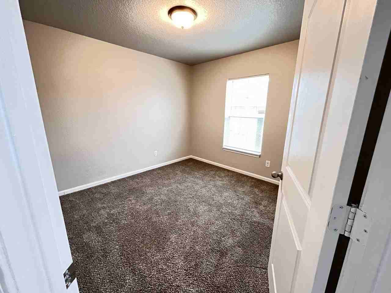 12324 Claiborne - Photo 5 of 21