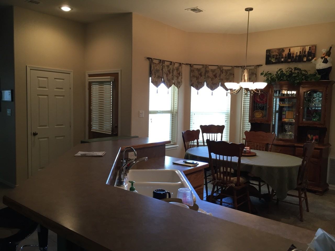 10328 E 39th Way - Photo 4 of 15