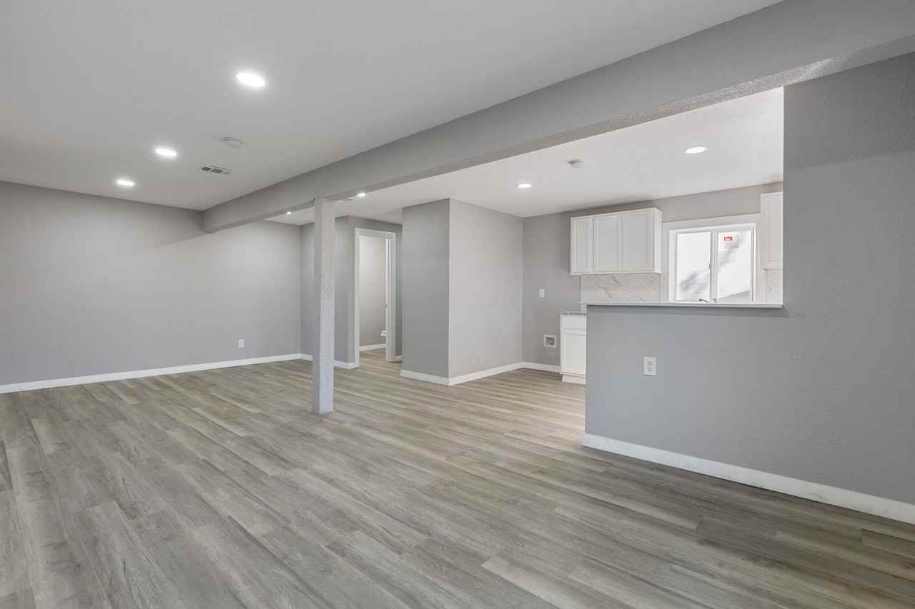 4105 Balch Dr - Photo 2 of 11