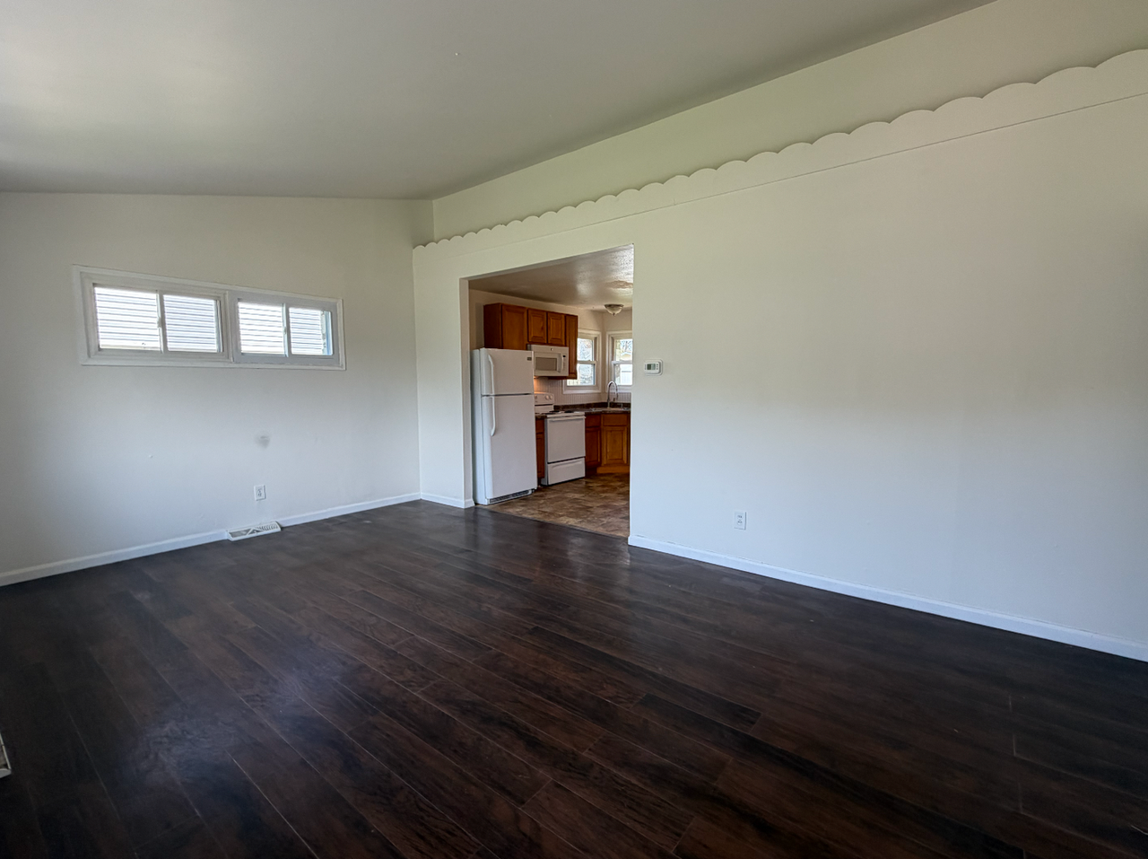 2508 Green Ave - Photo 4 of 11
