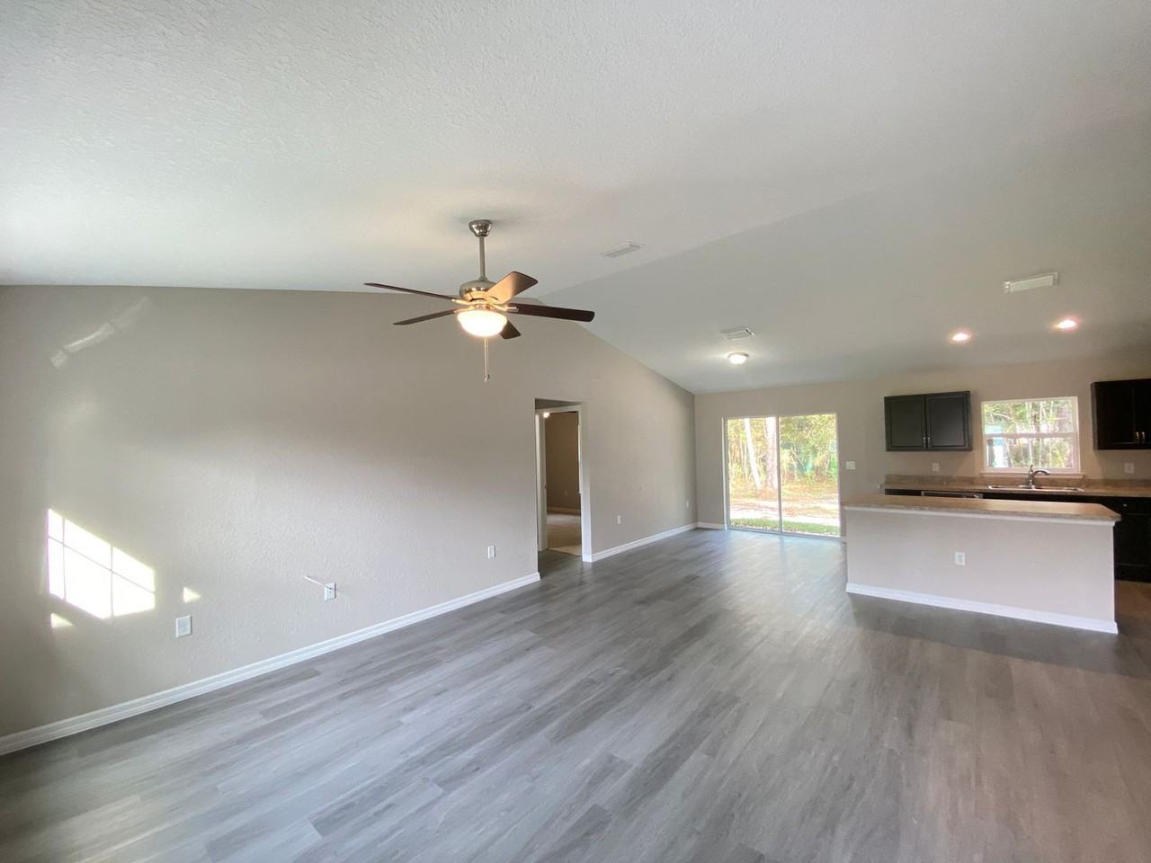 8383 Sw 204th Ct - Photo 4 of 33