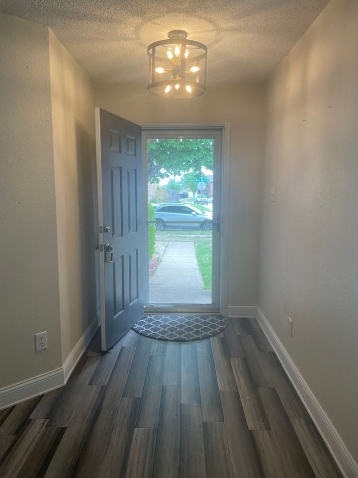 5153 River Rock Blvd - Photo 4 of 18