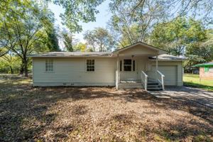 featured image of 1565 Miles St