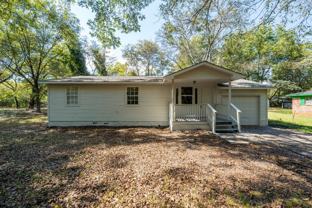 1565 Miles St - Photo 1 of 1