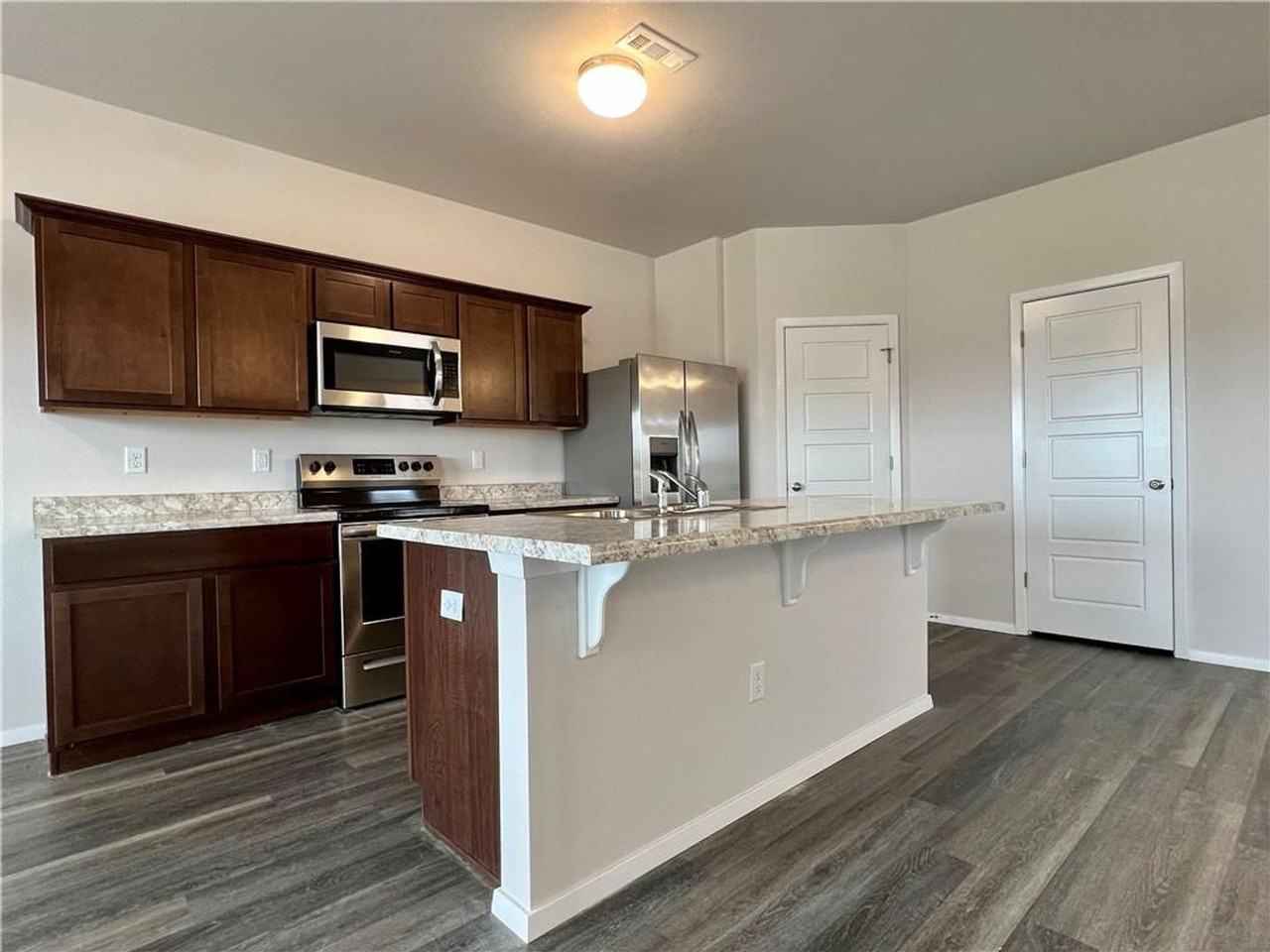 3190 Gulley Ln - Photo 3 of 17