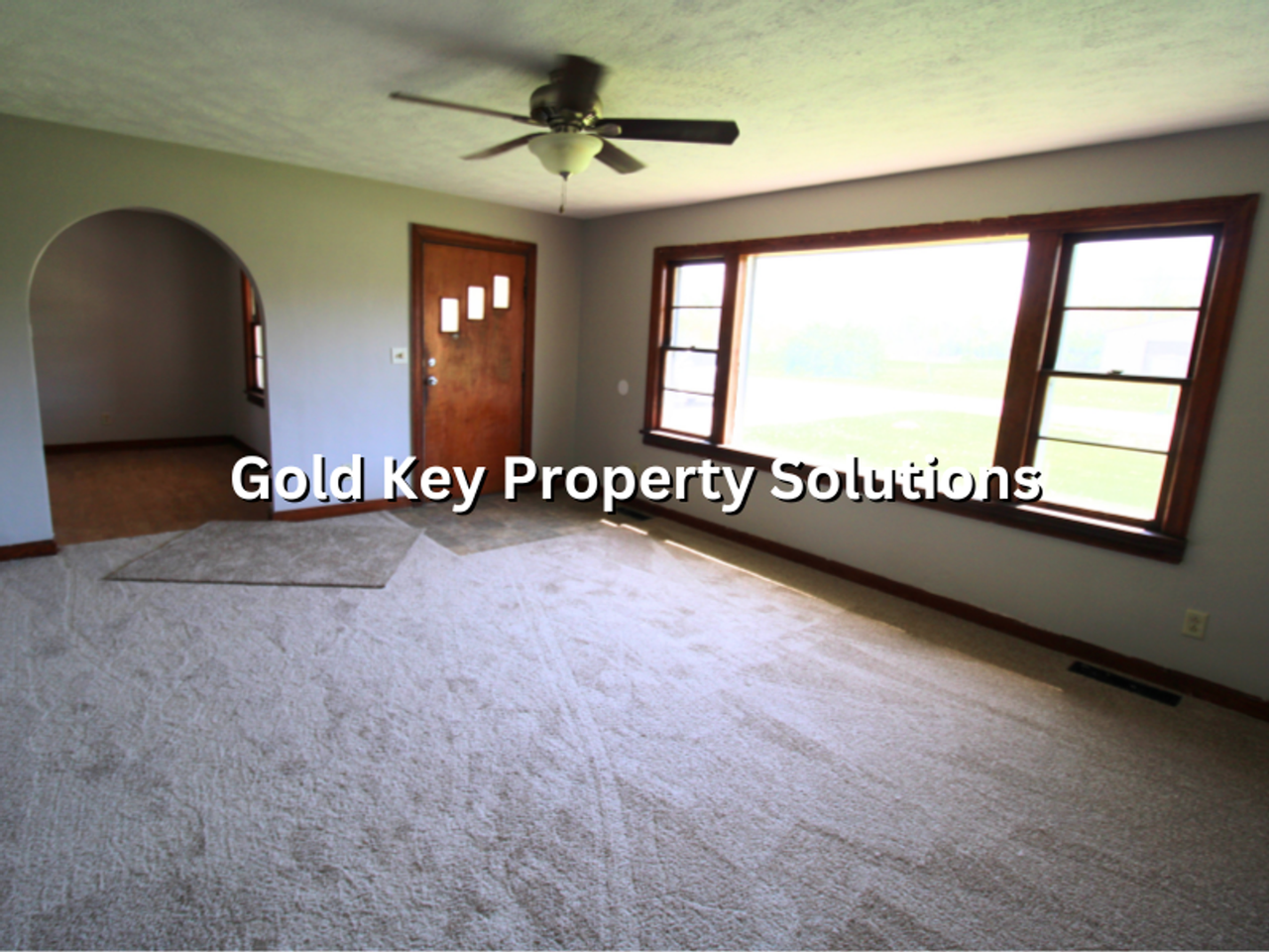 632 W 300 N - Photo 6 of 23