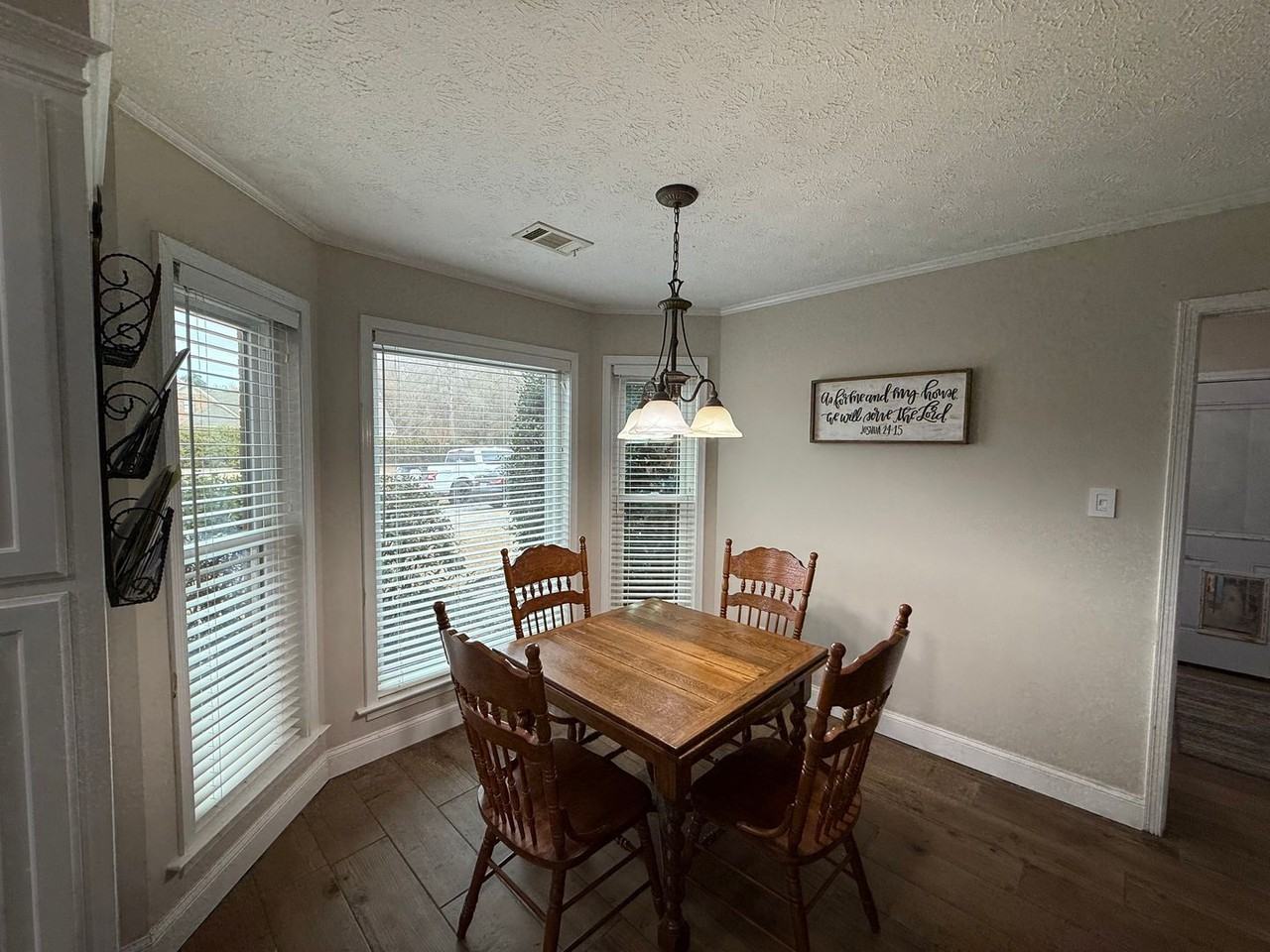 1450 E Overbrook Rd - Photo 7 of 17