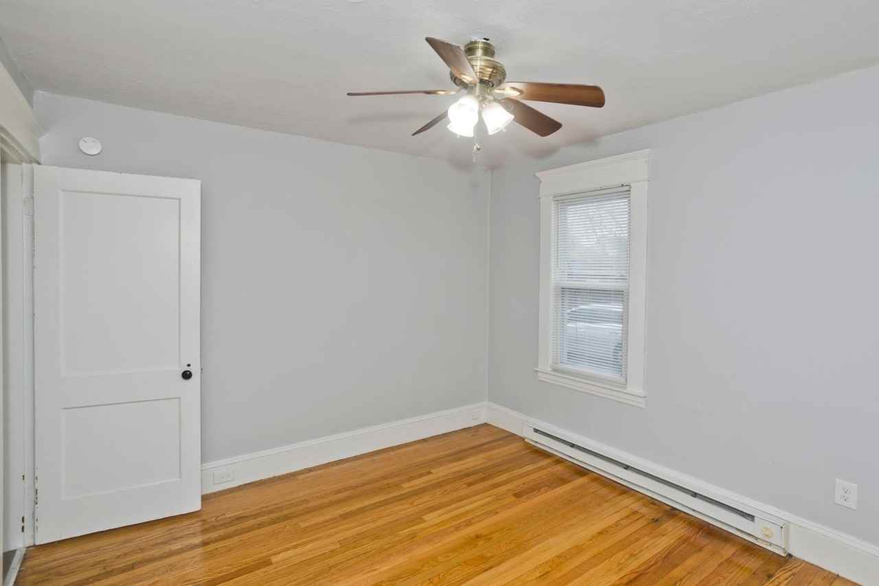 53 Forest St - Photo 4 of 29