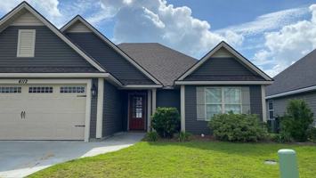 featured image of 4112 Silver Gln