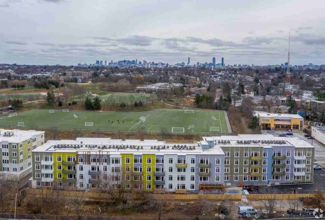 77 New St - Photo 2 of 3