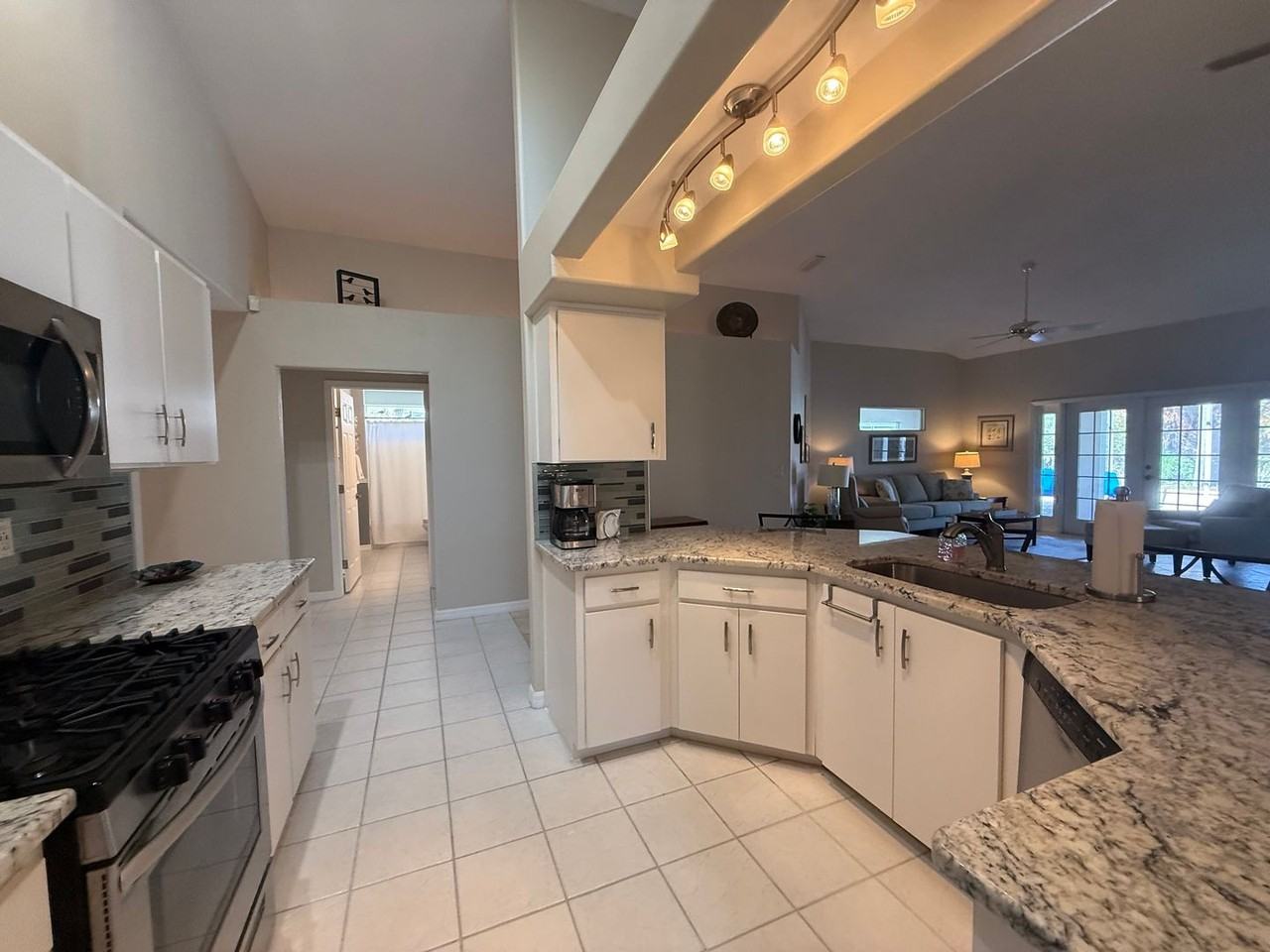 2819 Turnbull Estates Dr - Photo 4 of 44