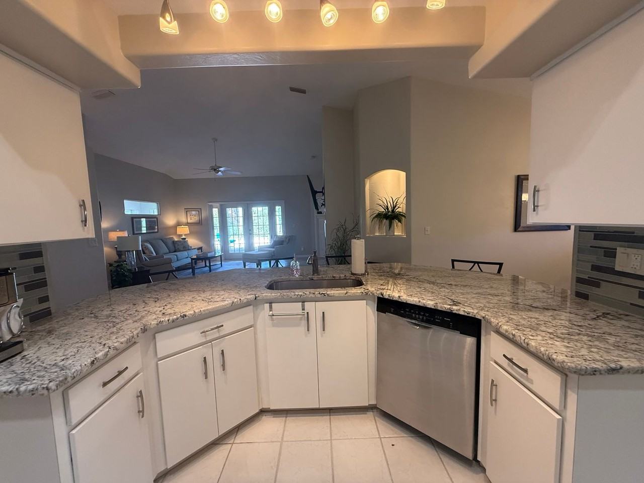 2819 Turnbull Estates Dr - Photo 7 of 44