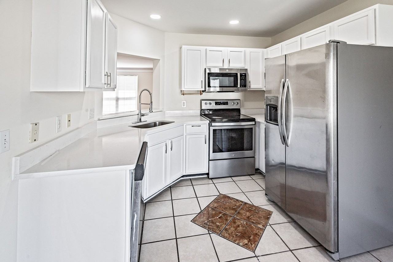 182 Darling St - Photo 6 of 18