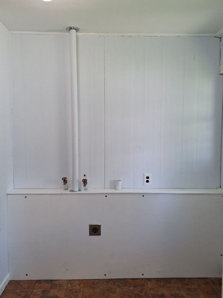 113 W Malta Rd - Photo 2 of 22