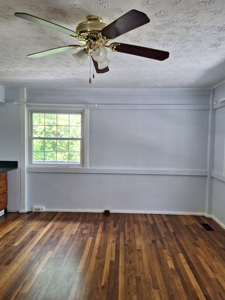 113 W Malta Rd - Photo 4 of 22